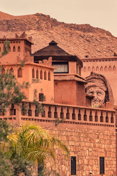 Façades et bâtiments11