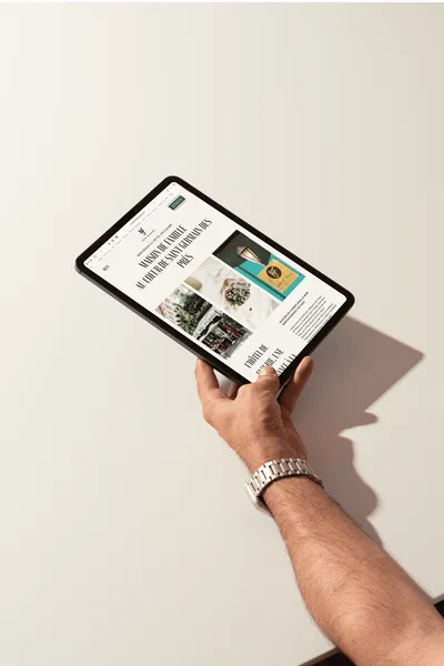 mockup tablette du site internet de l'hôtel de fleurie